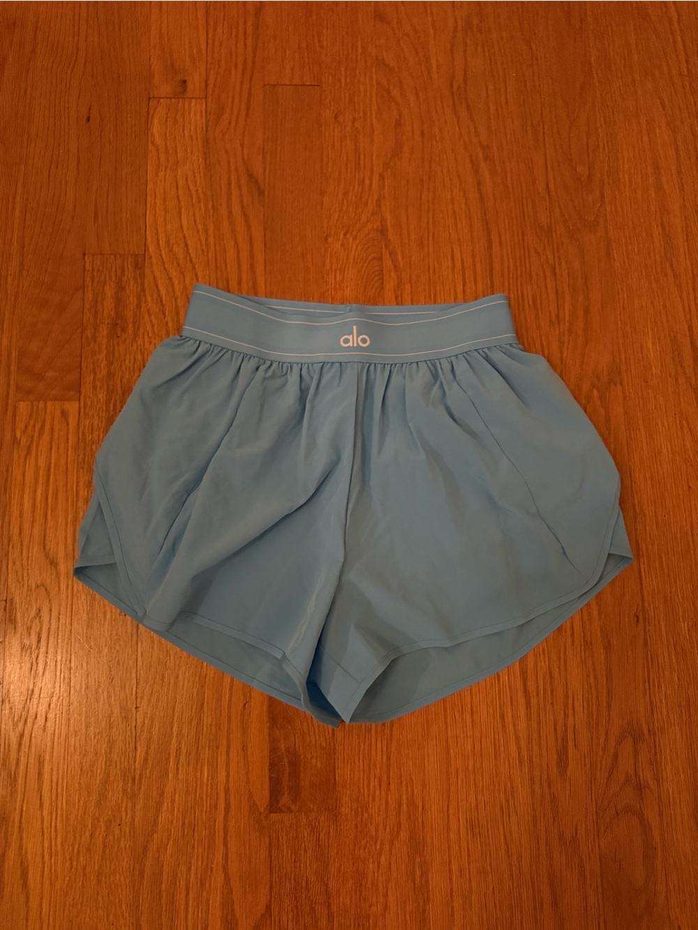 NWOT NWT ALO MATCH POINT SHORTS SIZE S